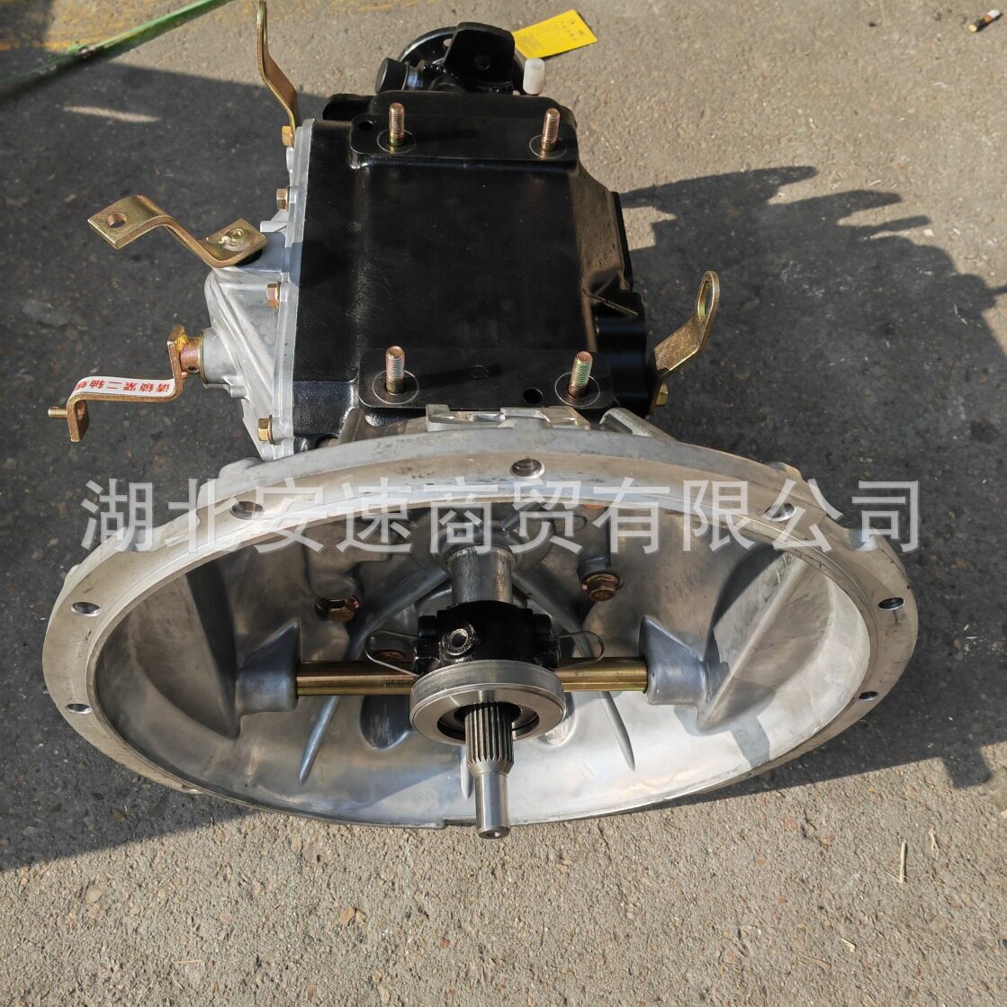 一汽红塔福田汽车5TS32-114-00变速箱总成5前进挡货车波箱牙箱