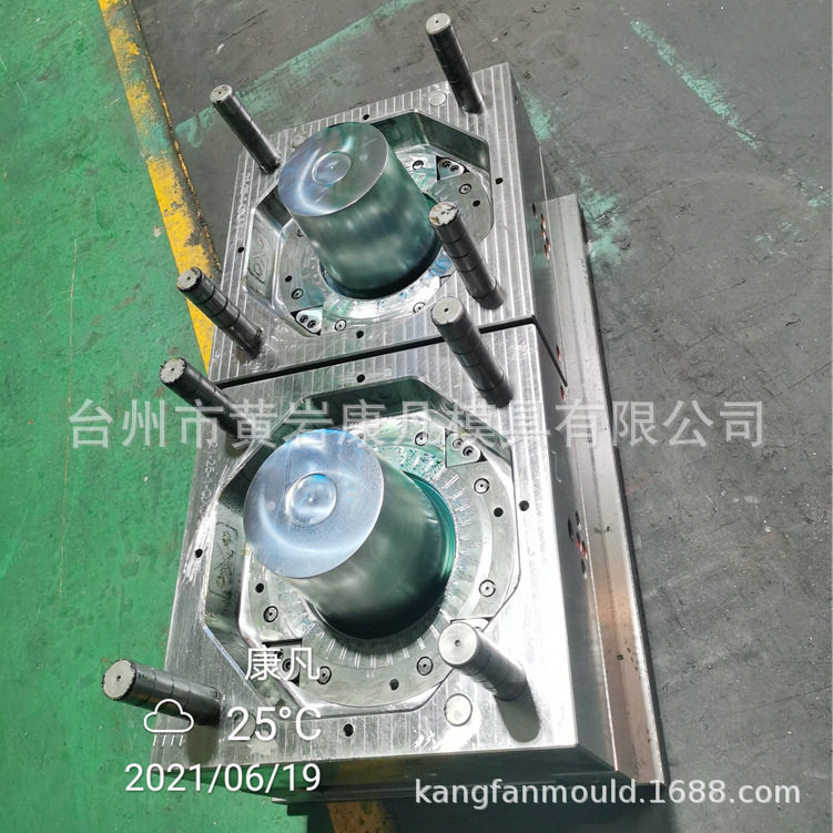 热流道一出二塑料桶模具设计制造塑胶桶模具供应商