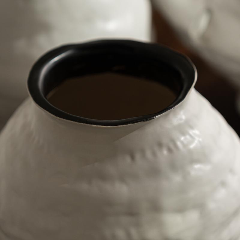 侘寂风陶瓷花瓶装饰摆件小众民宿样板间展厅高级感中古干花插花器