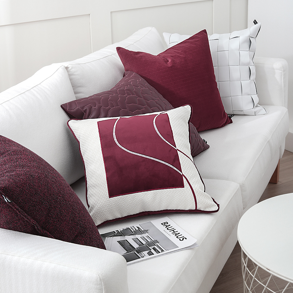 精品CS044酒红色丝绒几何绣花现代简约抱枕沙发靠枕客厅床头靠背