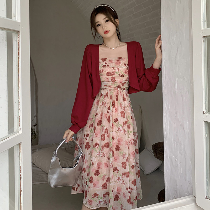速发大码温柔高妹古连衣裙夏季胖复妹风级感气质碎花吊带裙套装