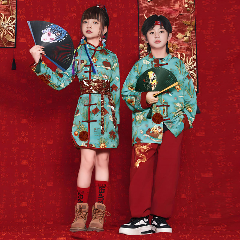 速发中国风儿童演服出童旗袍敬酒服男童国潮唐装幼儿新园年表演服