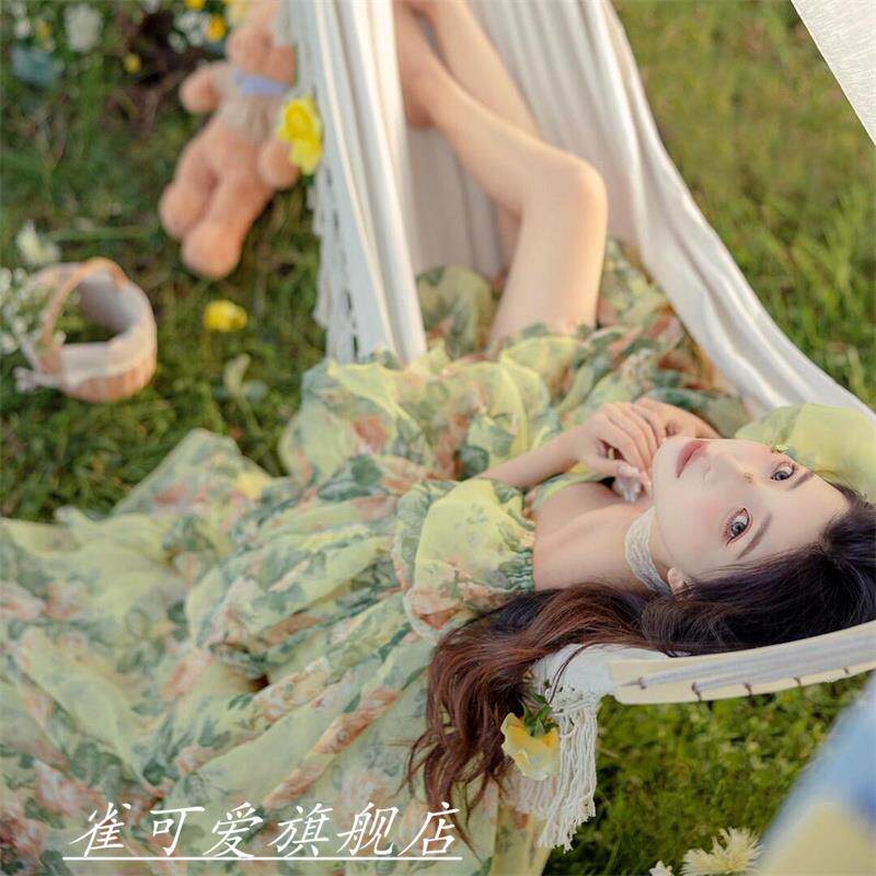 现货新款影楼写真主题宫廷风法式收E腰泡泡袖碎花连衣裙拖尾公主