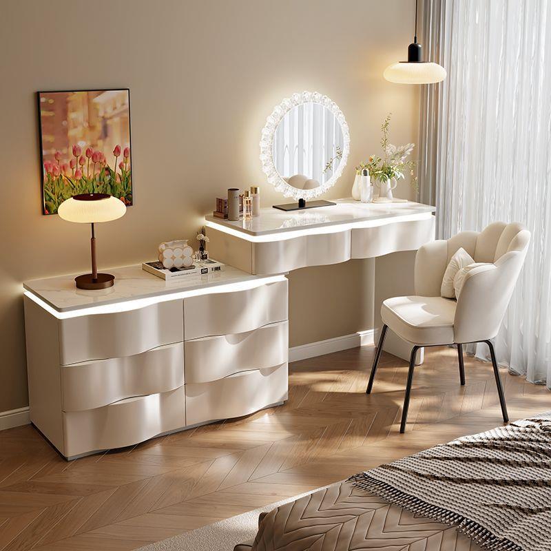 2025新款现代简约家用卧室梳妆台氛围灯实木框架梳妆台斗柜一体