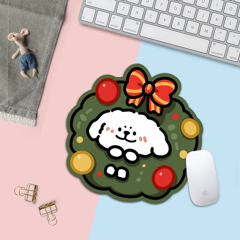 圣诞氛围感卡通小狗鼠标垫小号便携异形高颜值书桌垫耐磨防滑桌垫,居家布艺,办公桌垫,淘宝优惠券,粉丝福利购,淘宝优惠卷