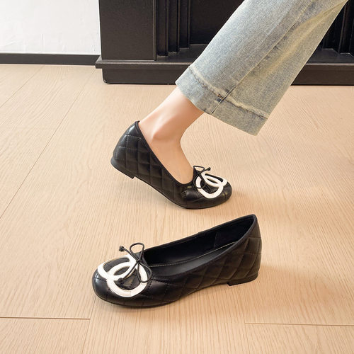 2025秋季新款真皮小香风黑白菱格芭蕾舞鞋女平底蝴蝶结单鞋中古风