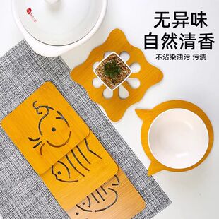 2个竹木杯垫方形镂空花纹餐垫无异味自然清香不沾油污厨房餐桌垫