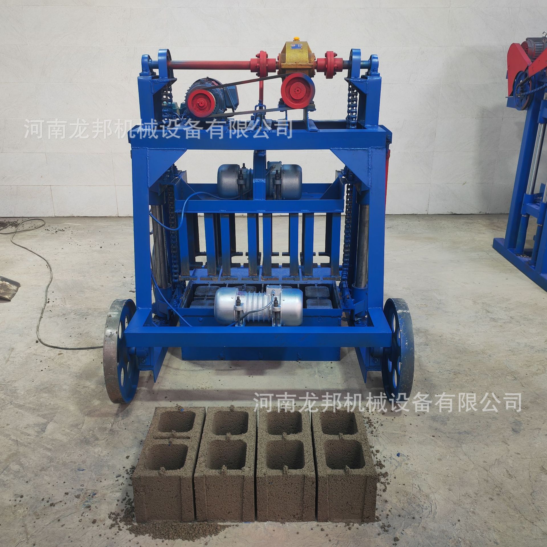 厂家直销免烧砌块砖机移动式水泥砖机成套设备一机多用砌块成型机