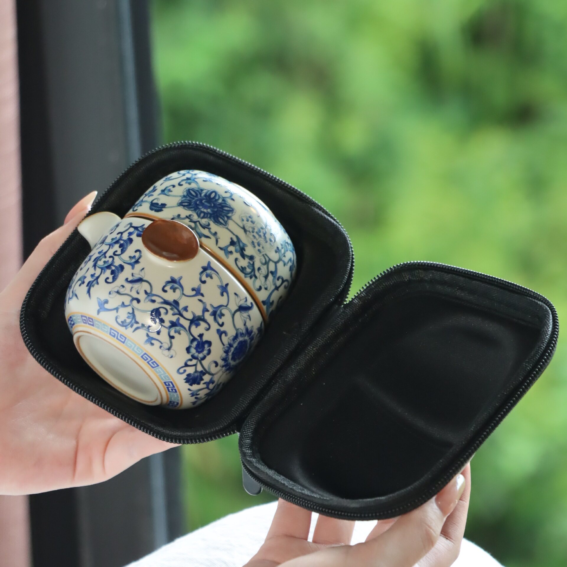 缠枝莲青花汝窑一壶两杯快客杯旅行茶具套装便携式户外泡茶壶茶杯