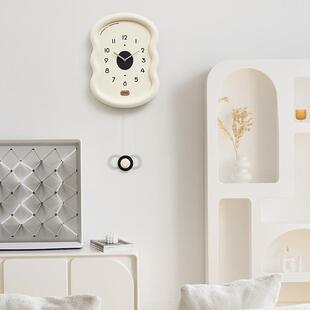 wozoom屋准奶油风摇摆钟表挂钟客厅现代简约高档创意时钟挂墙