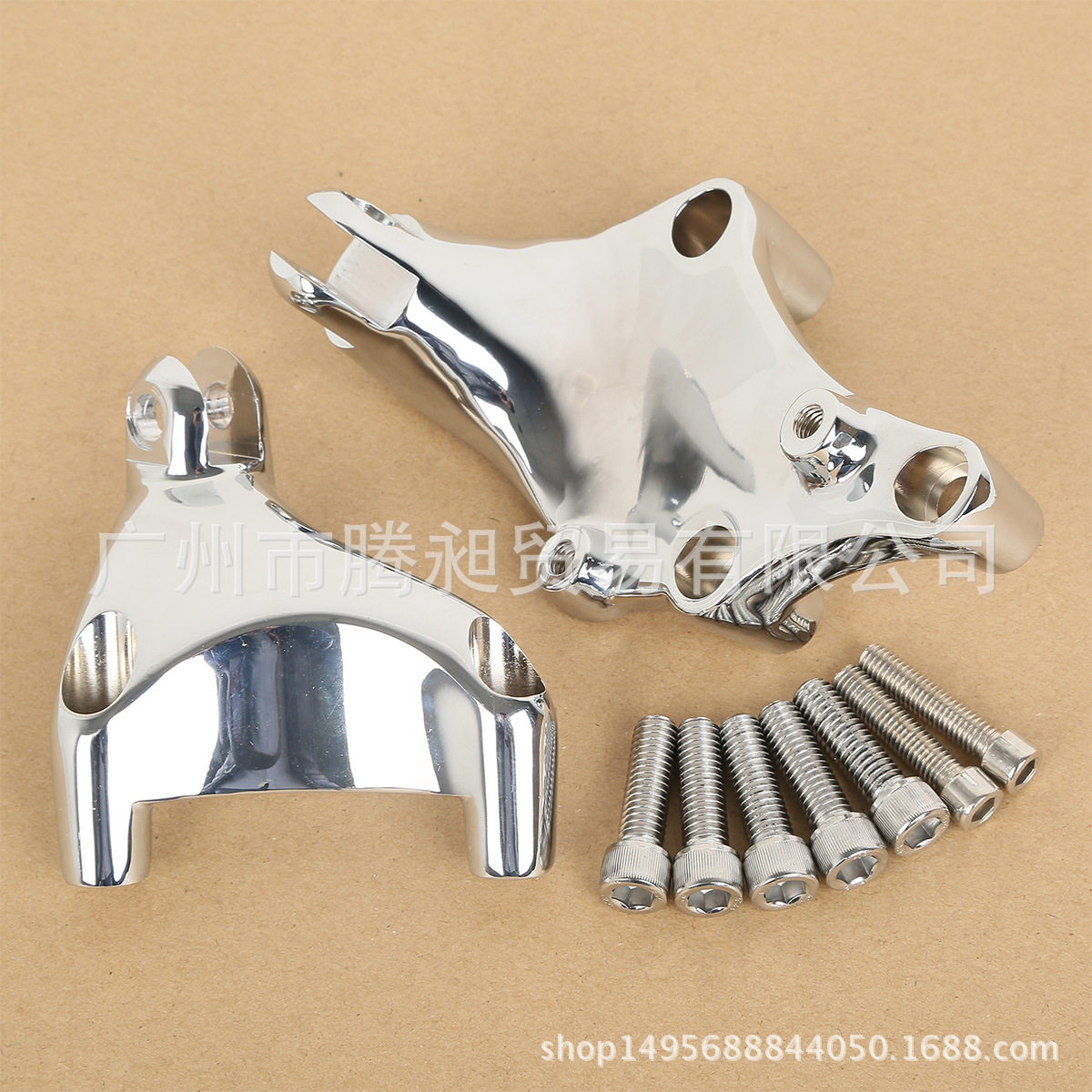 XL883/1200/48/72后脚踏支架