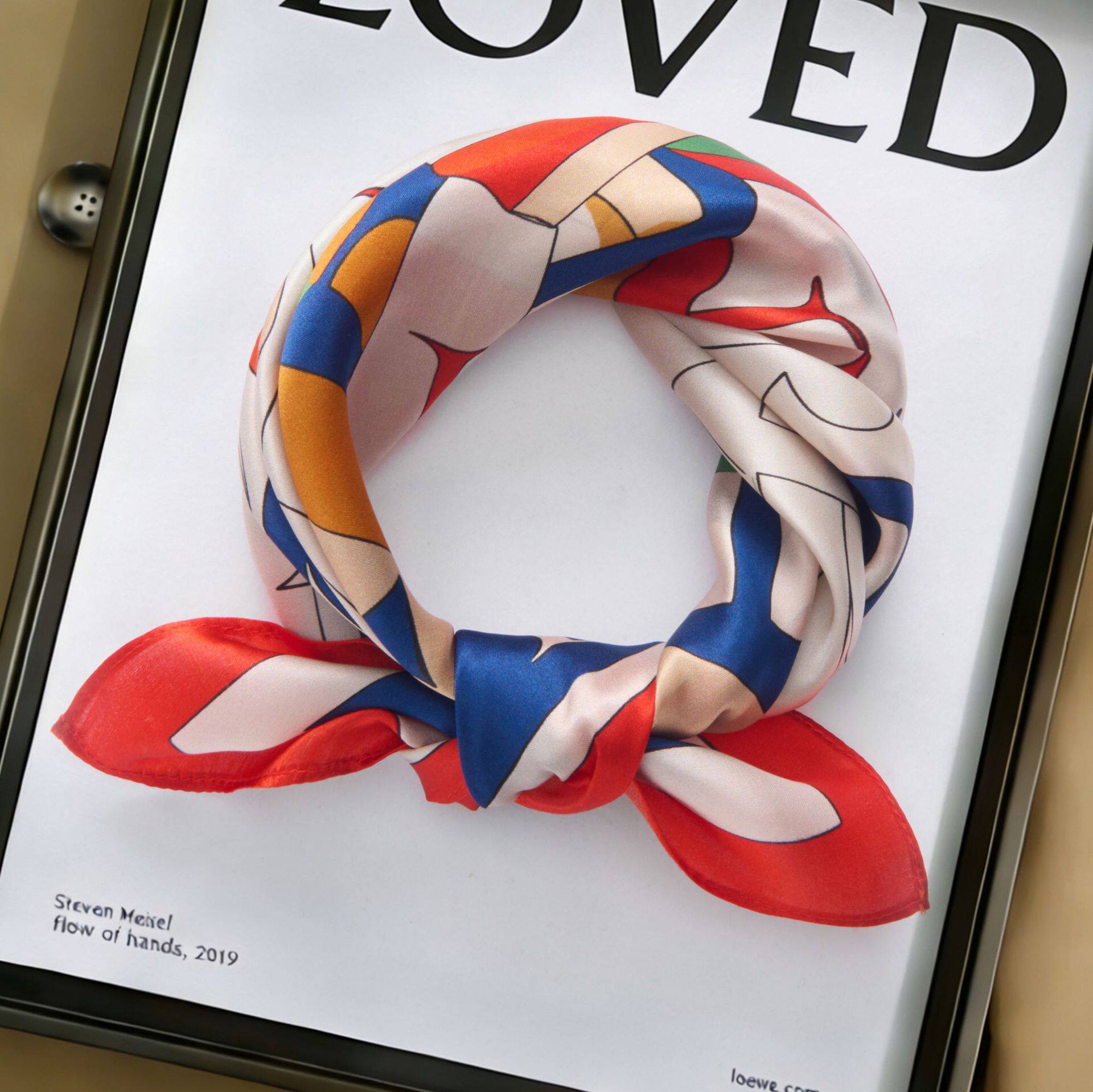 真丝小方巾女2026欧美新款时尚春秋桑蚕丝小领巾杭州丝绸围巾领巾