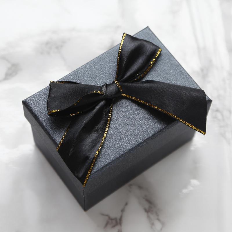 小礼盒包装盒简约创意小号单支口红香水礼品盒精美韩版礼爆款