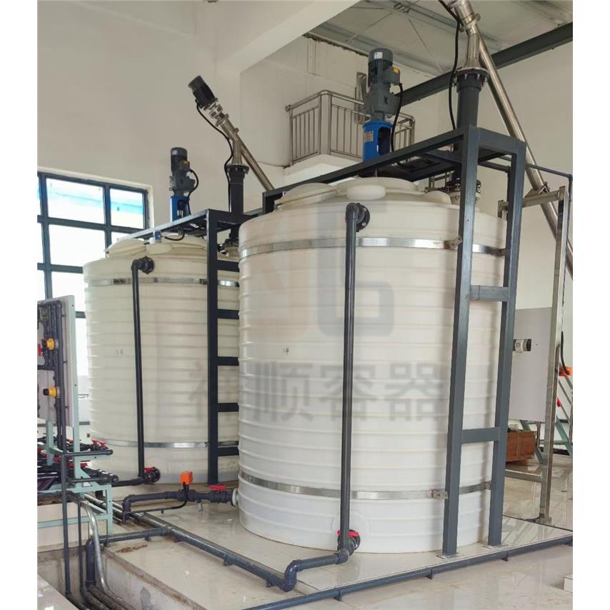 10立方圆形搅拌桶10吨白色塑料水箱酸碱液外加剂稀释中和溶解罐