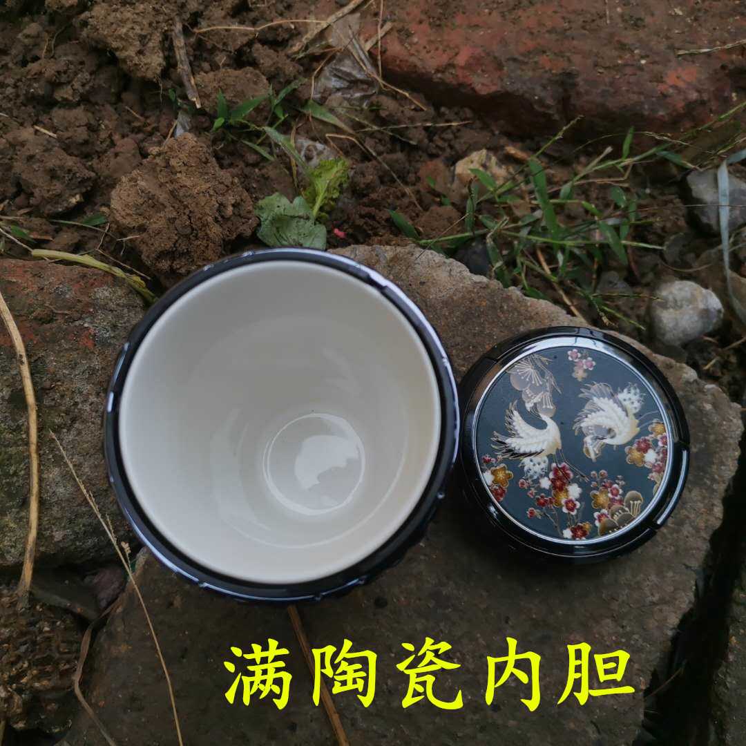 新款直销新款大容量车载烟灰缸陶瓷内胆烟灰缸汽车烟灰缸套盒烟灰