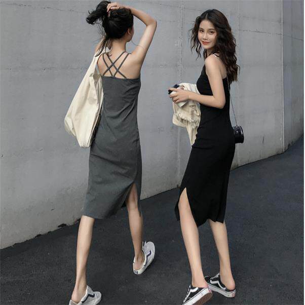 韩国2025春夏性感小黑裙女心机露背中长款包臀裙子打底吊带连衣裙