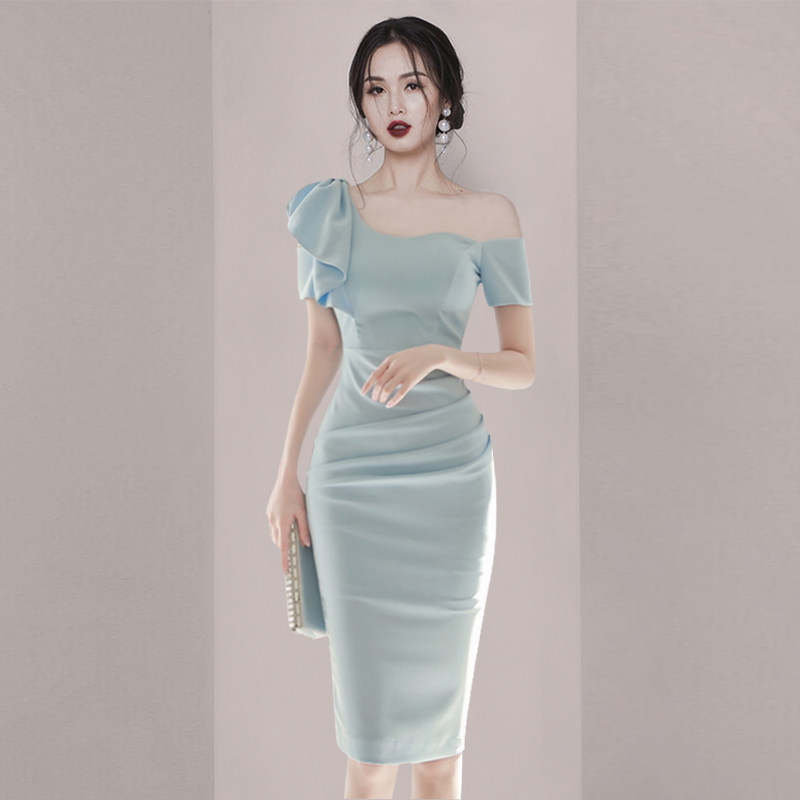 潮牌2025夏季新款女装时尚气质轻奢包臀裙名媛女神露肩开叉连衣裙