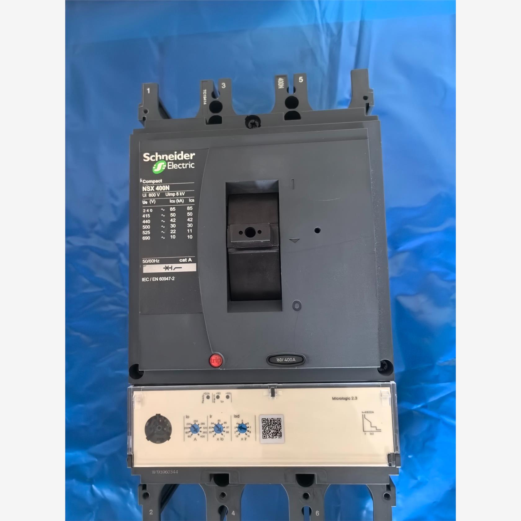 询价施耐德塑壳断路器NSX