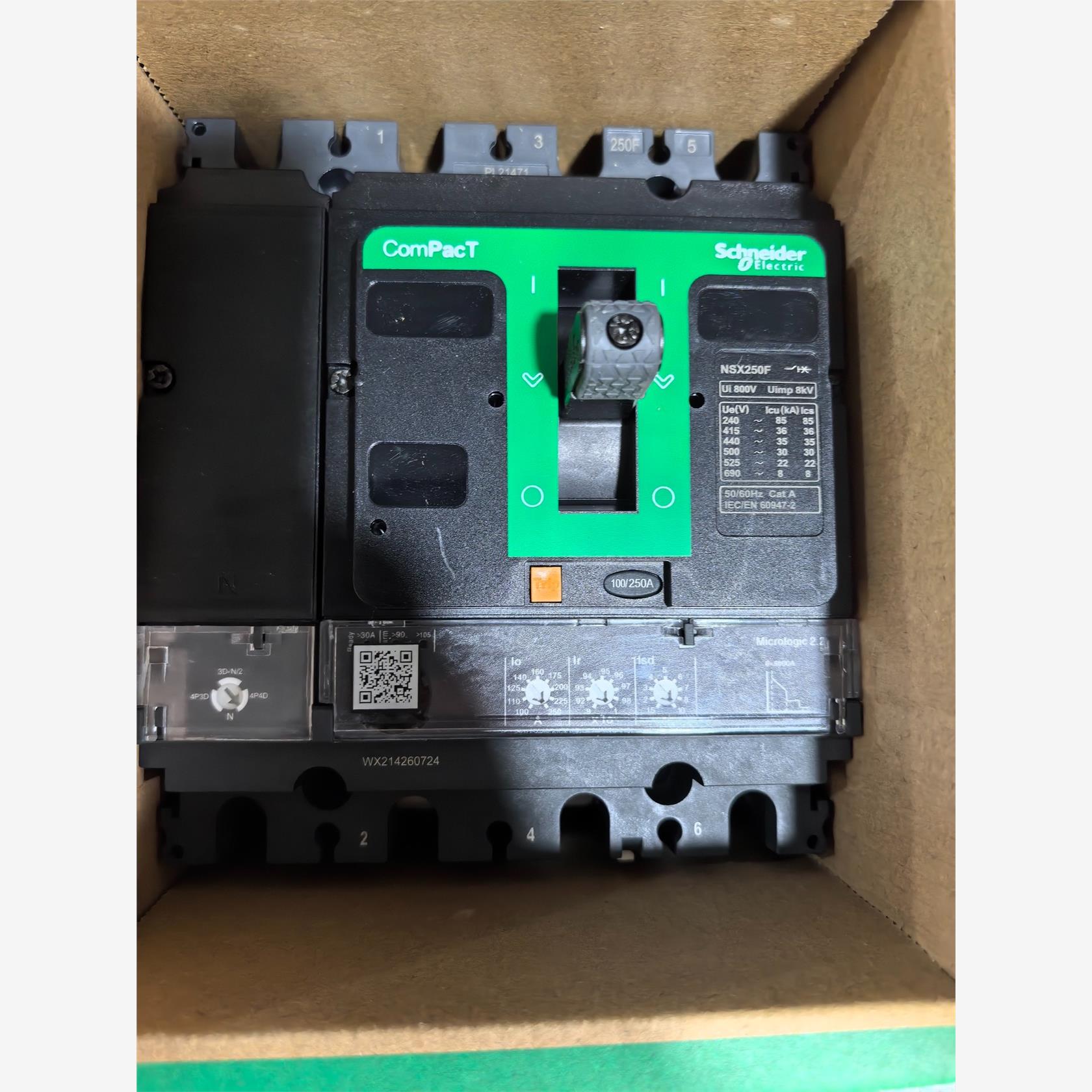 询价施耐德塑壳断路器NSX