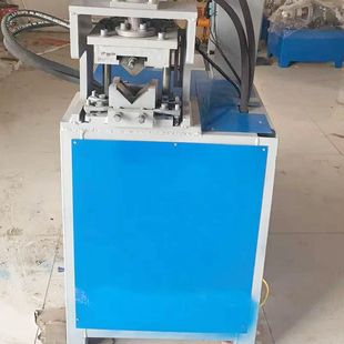 液压冲孔机方管圆管90度切角机镀锌不锈钢管楼梯扶手冲弧机下料机