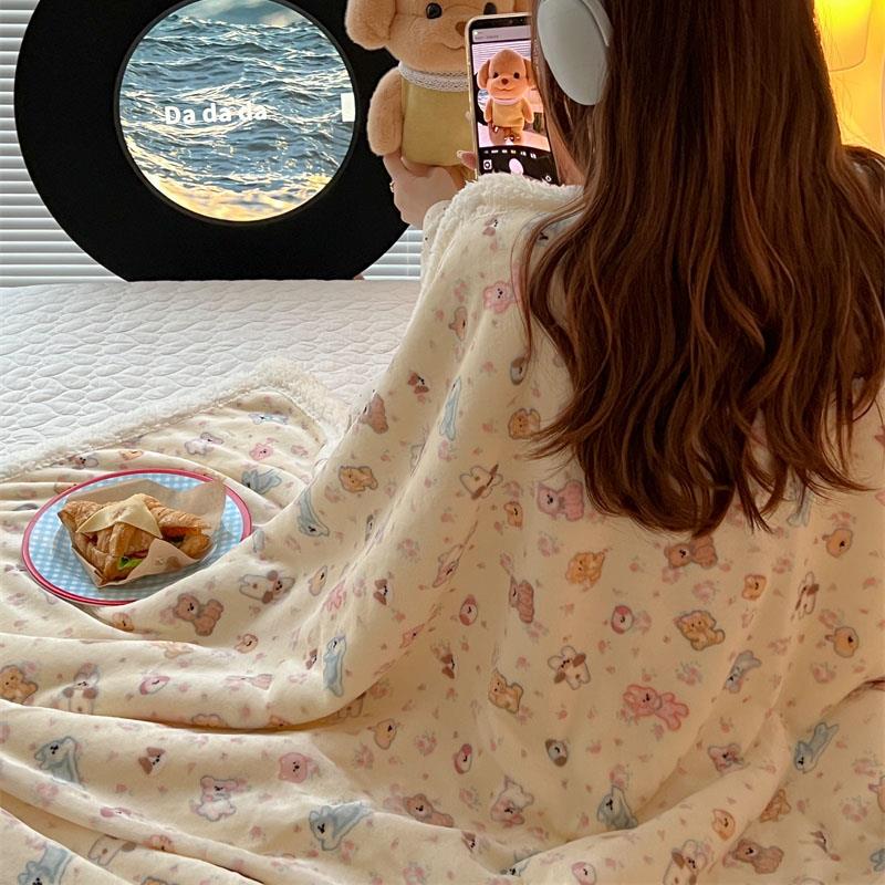 卡通粉色狗毛毯午休毯盖毯秋冬加厚羊羔绒珊瑚绒毯子卧室沙发休闲