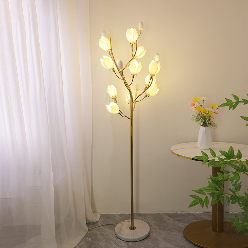 现代设计师玉兰花植物氛围落地灯