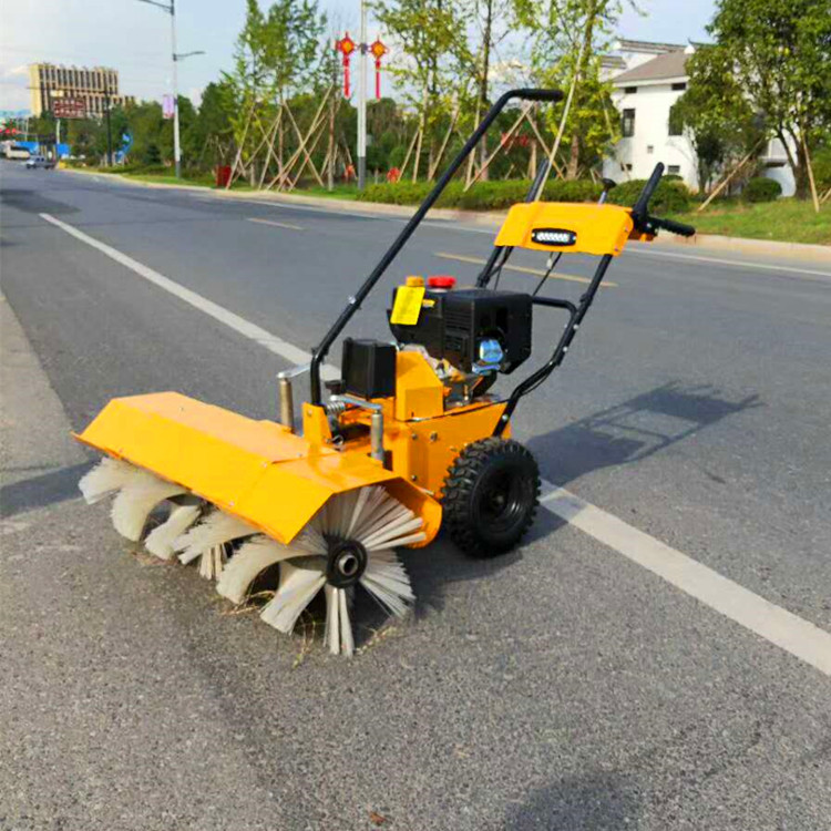 小型手推式扫雪机滚刷式路面清雪机多功能除雪机
