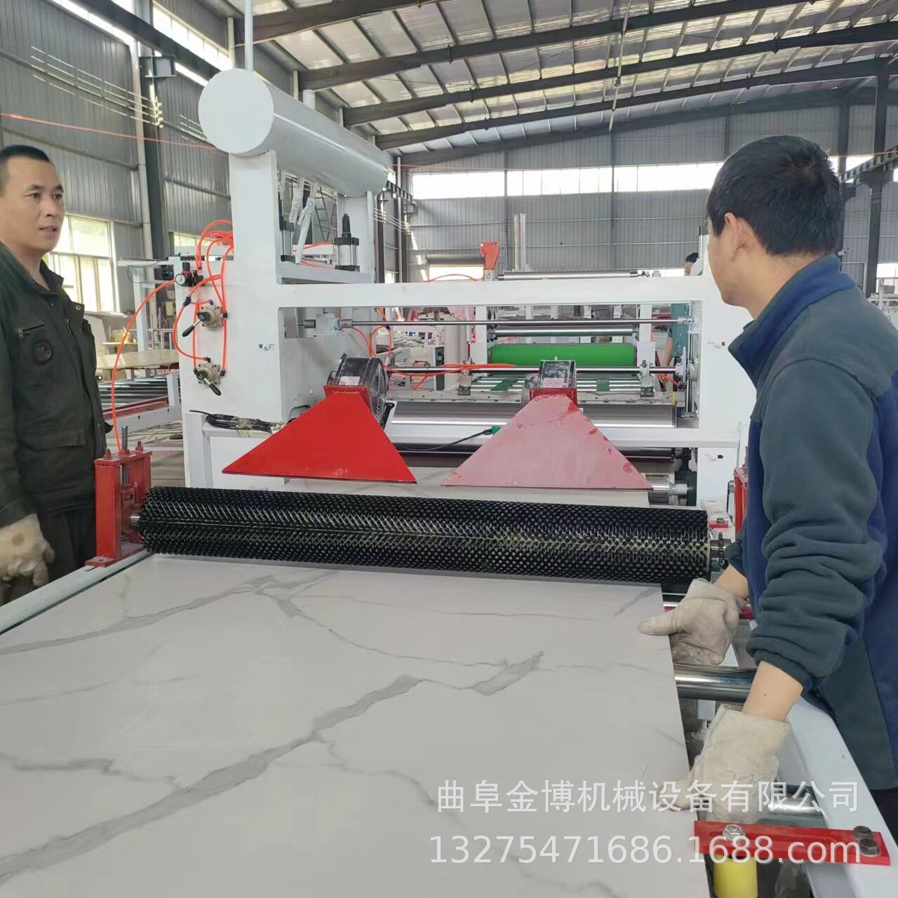 镜面高光平贴机自动裁膜不起泡