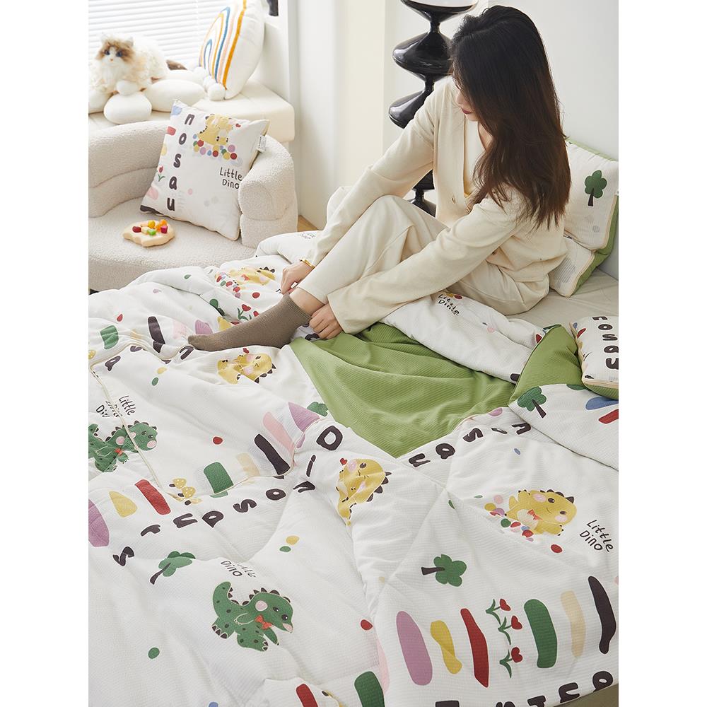 泡芙棉抱枕被子两用午睡毯子二合一车载枕头被办公室靠枕四季通用