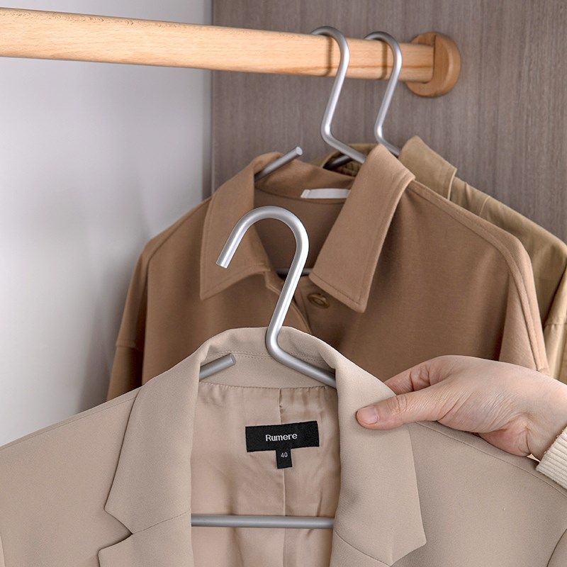 实心铝合金c衣架多功能家用防滑卧室衣柜高档挂衣防肩角轻奢衣撑,收纳整理,金属衣架,淘宝优惠券,粉丝福利购,淘宝优惠卷