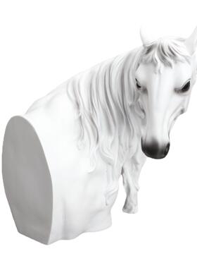 现代简约马首马头白色树脂雕塑摆件样板房售楼部家居玄关客厅装饰
