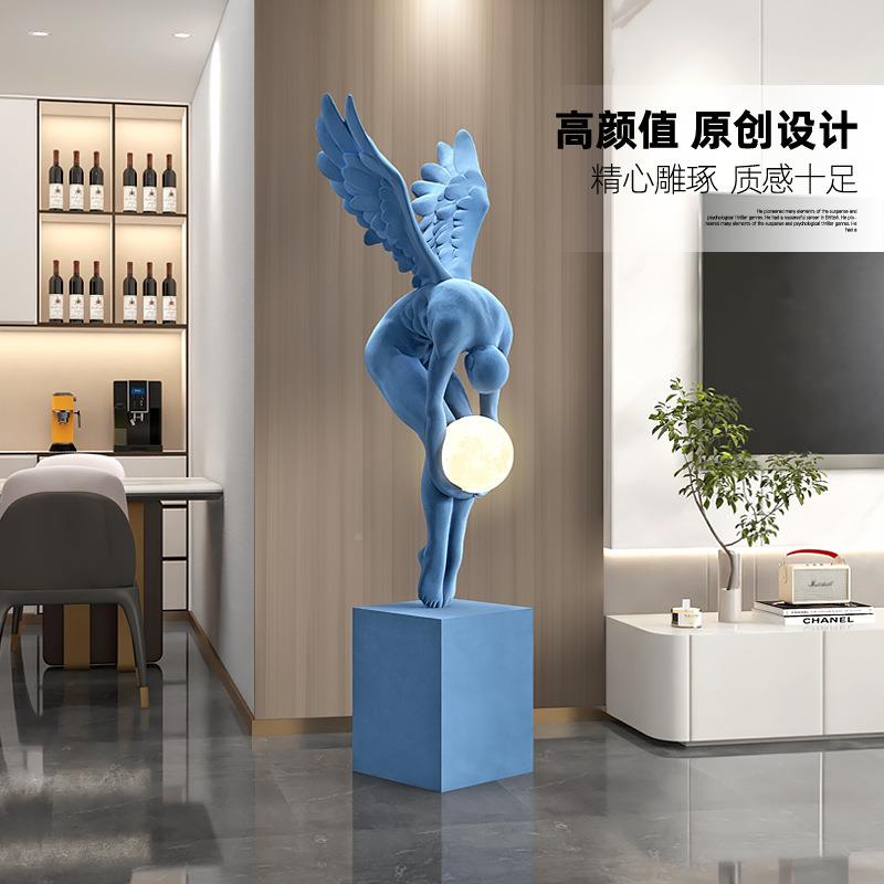 创意天使塑雕轻奢艺术人物型摆大件落ZYL地氛围灯大软装样板间酒