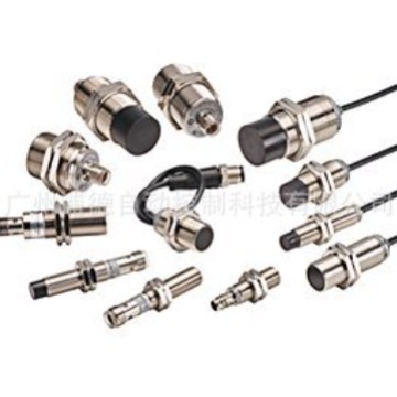 A-B接近开关872C-MH8BN18-D4