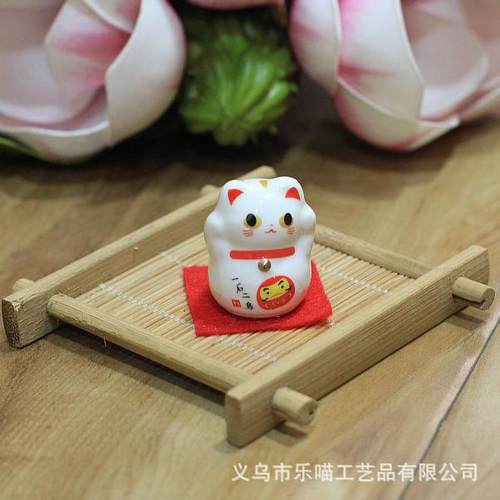 出口迷你陶瓷招财猫豆豆猫创意摆件学生装饰礼品sw434