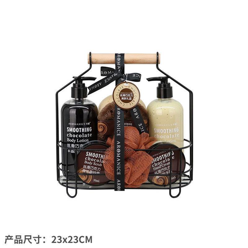 现简约样板房洗手间浴室柜软装饰品香薰洗护子摆件香水组合