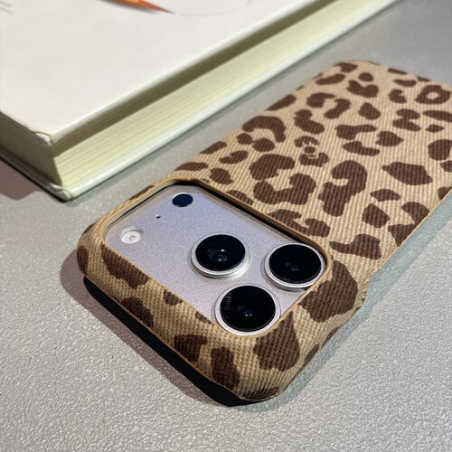高级棕牛仔豹纹适用苹果18pro max手机壳iPhone17pro max半包16pro布纹15pro新款14pro/13保护套