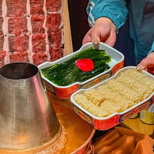速发南门涮肉火锅盘老盘京铜腐涮羊肉配菜北冻豆锅响铃卷长方盒可