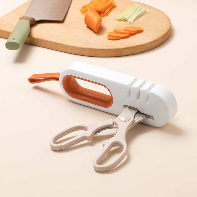 Kitchen gadget four in one Moore sharpener coarse grinding