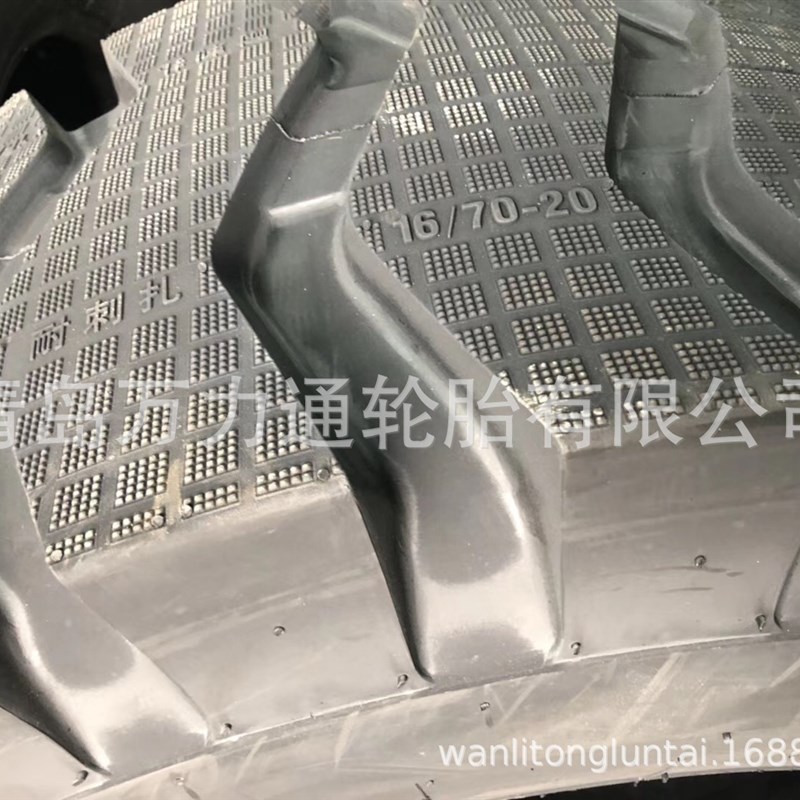 16/70-20大块E3花纹高品质带麻点耐磨小铲车装载机工程轮胎