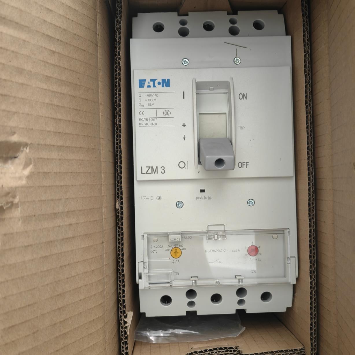 原装金钟穆勒塑壳断路器LZMC3-A400正品保证 LZM3 3P 400A