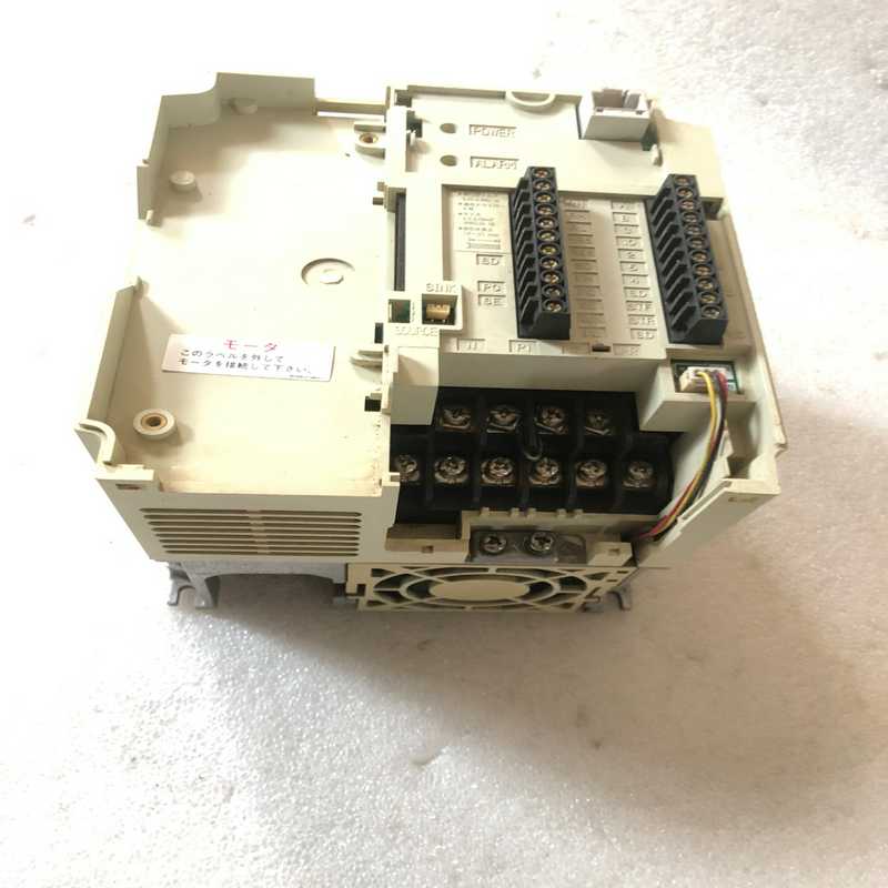 三凌变频器。缺盖子 FR-E540-3.7K 实物包好（耶耶电子）