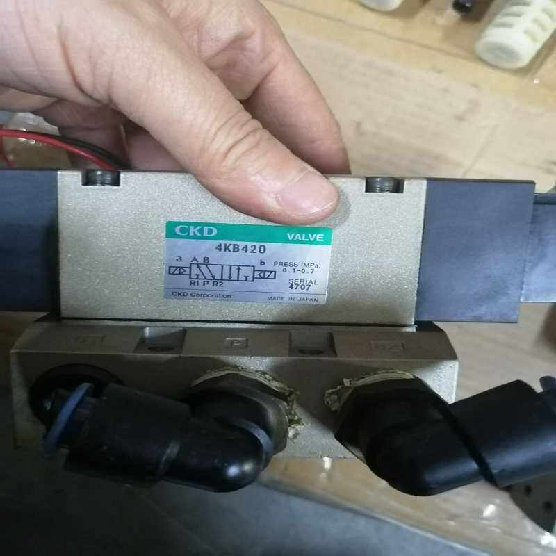 CKD电磁阀4KB420：2个（耶耶电子）