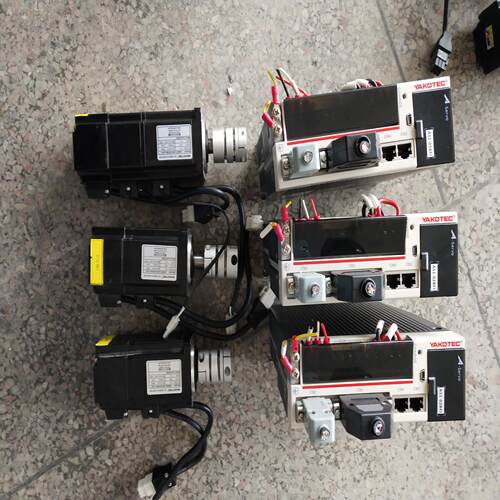 漂亮YAKOTEC研控伺服+电机整套，AS1－02BFI~议价