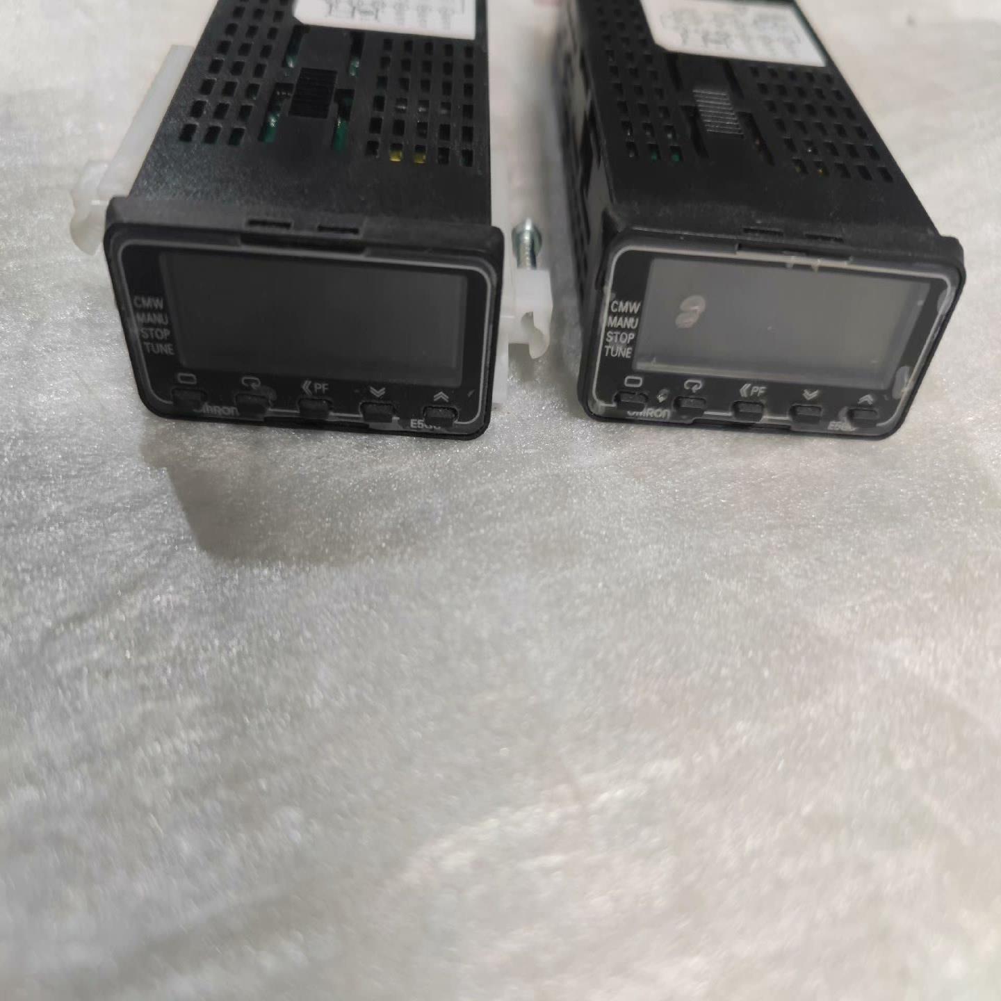 【议价】欧姆龙数显温控器E5GC-QX1ACM-000