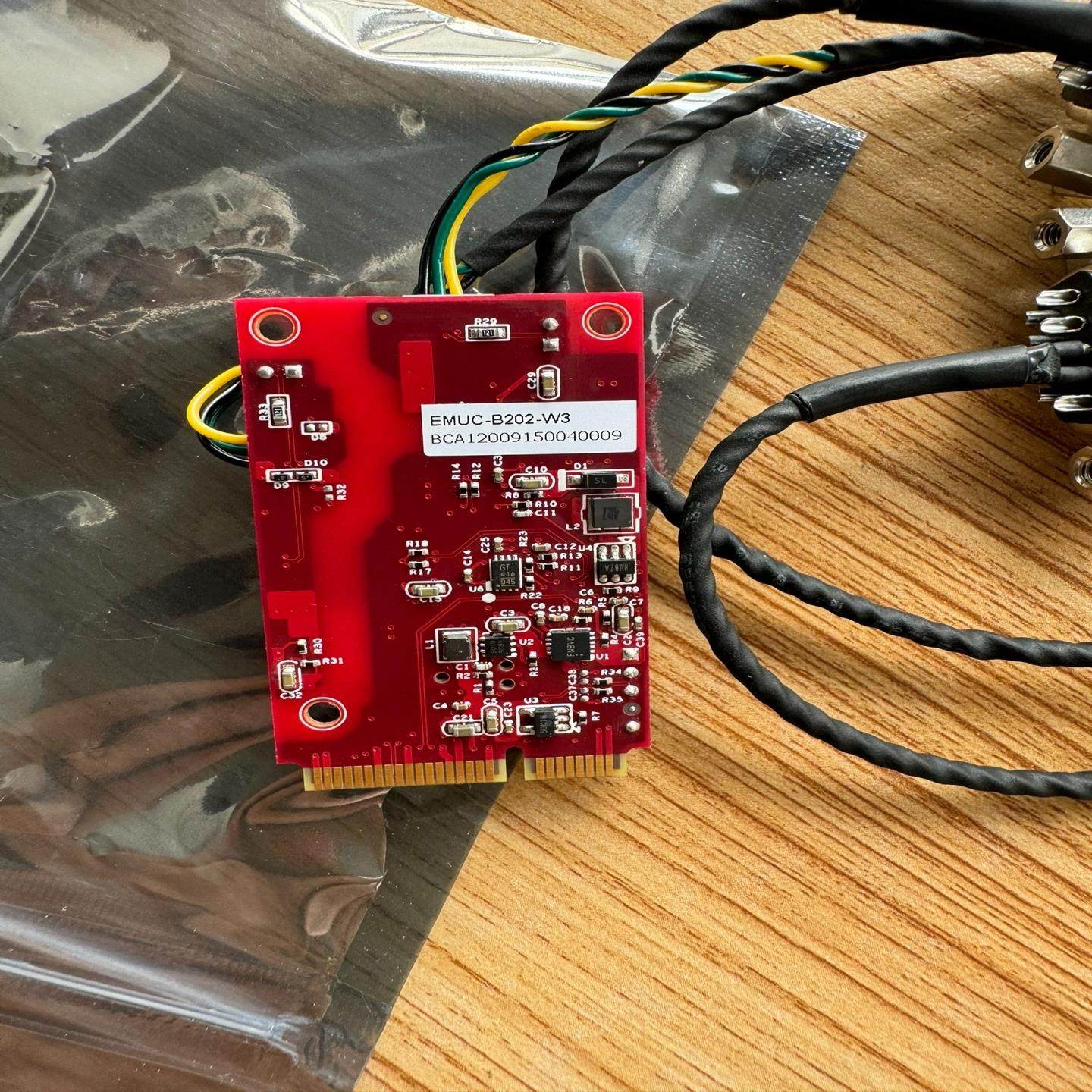 Innodisk  EMUC-B202-W3 USB to（憨憨电子）