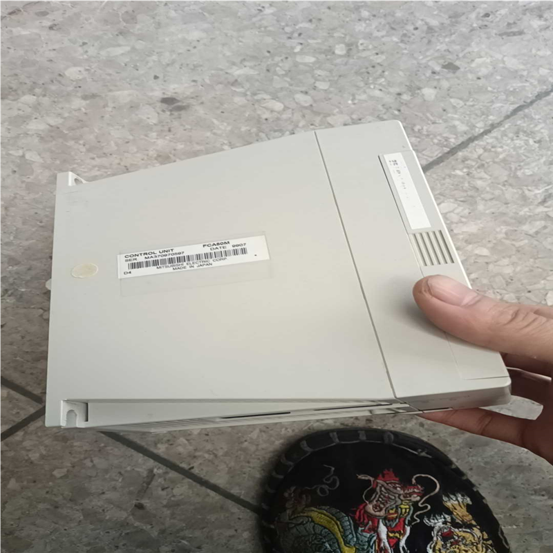三菱FCA50M控制器，库存备件。，成色不错，。质量（卡套电子）
