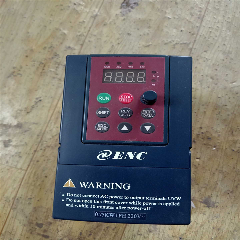 （仔仔配件）易能变频器S800-2S0007N