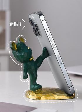 新款直销暴力熊手机支架桌面可爱卡通风宇航员手机支架创意摆件