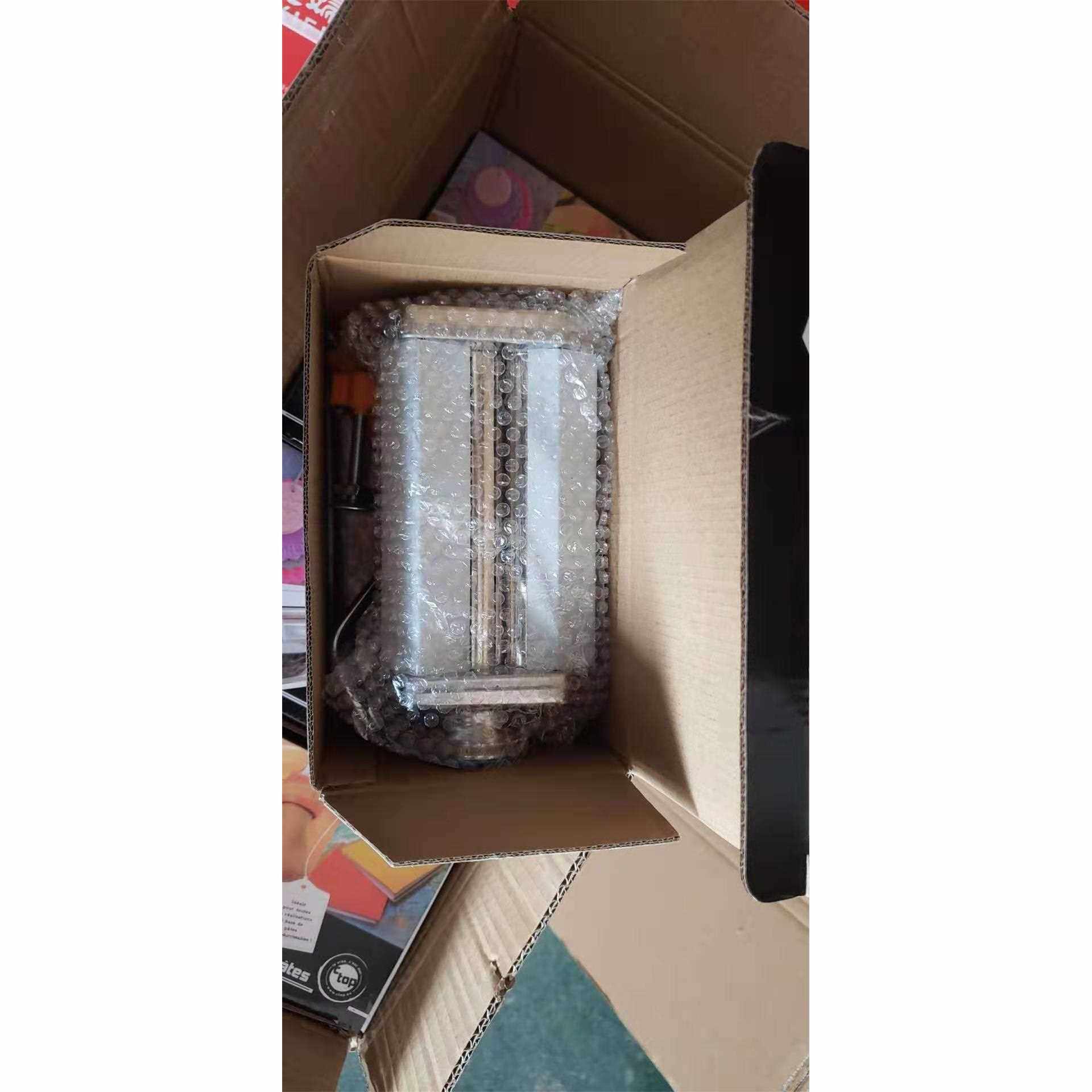 新款直销俊媳妇家用小型压面机手动饺子馄饨皮机擀面机150型无刀