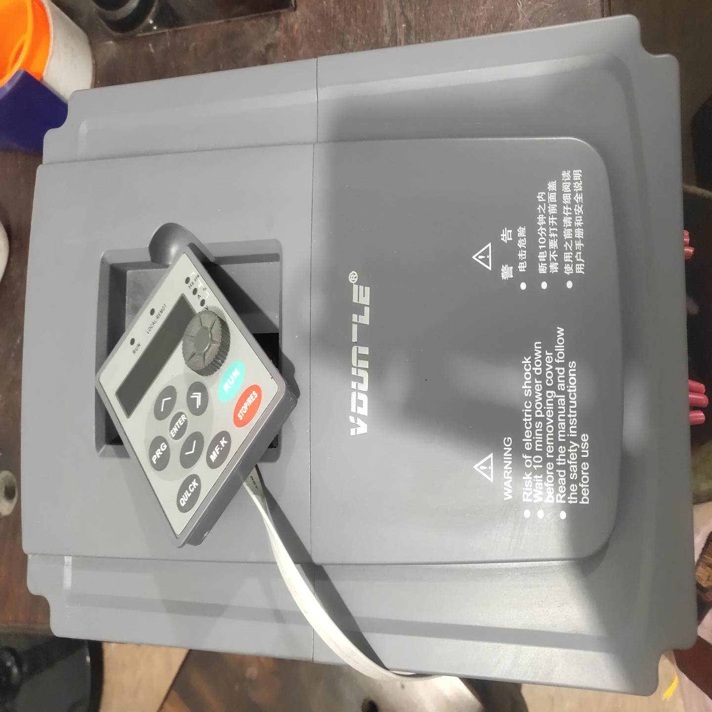 议~上海维盾变频器型号:vfd9000－p018－t4图片